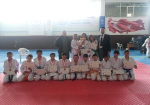 Pasinler Emniyet Spor İl 2'incisi oldu